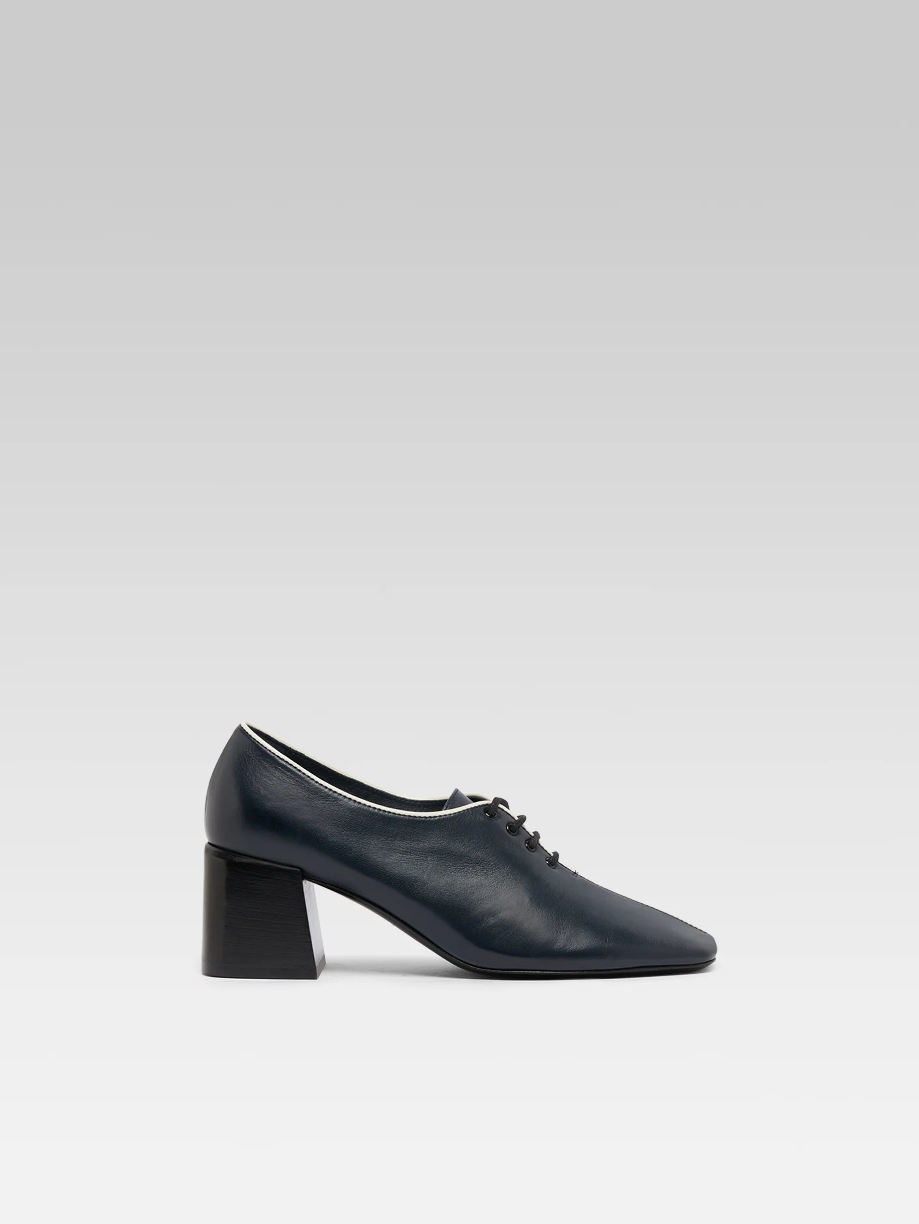 Mocassins & Derbies